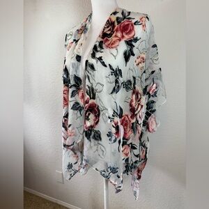 Roffe‎ Anthropologie Floral velvet kimono
